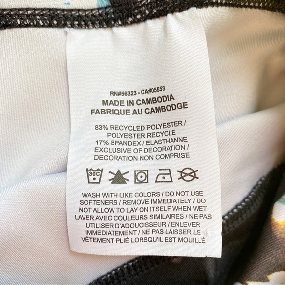 Nike Floral Print Dri Fit Leggings XS ($70) - Picture 6 of 7